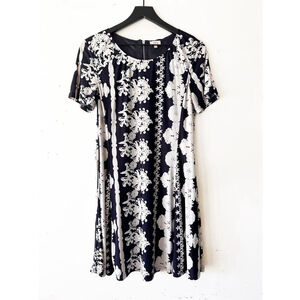Pixley Navy & White Textured Floral Fit & Flare Dress Size Small Holiday Ready